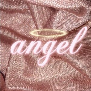 Meet your Posher, Amelia